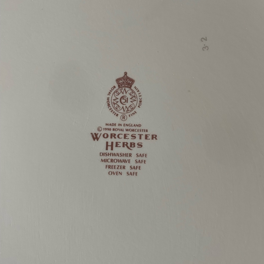 Royal Worcester Herbs 1990 - Picture 4 of 6